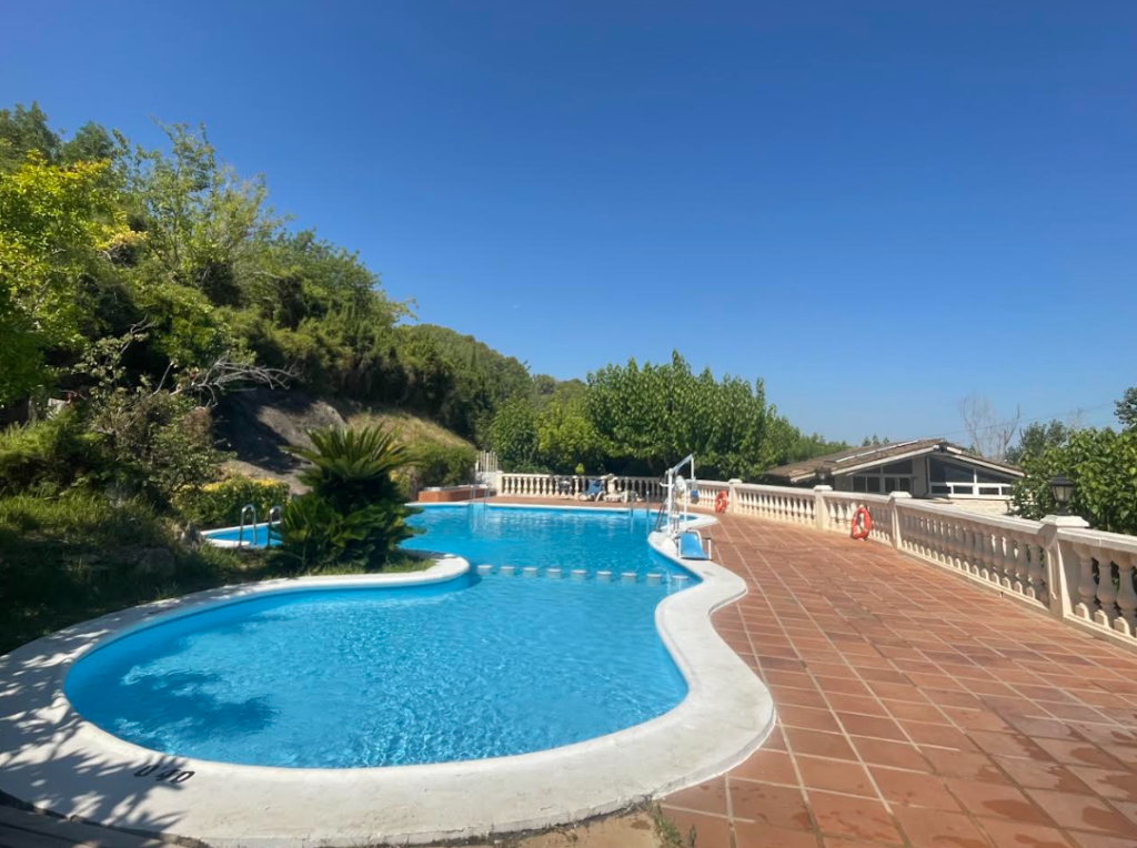Xativa Pool