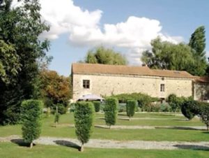 Mobile home park in Chef Boutonne, France near to the town of La Rochelle