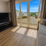 Levante Front Lounge (3)