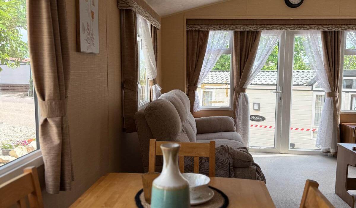 131 Vinaros Willerby Salisbury (24)