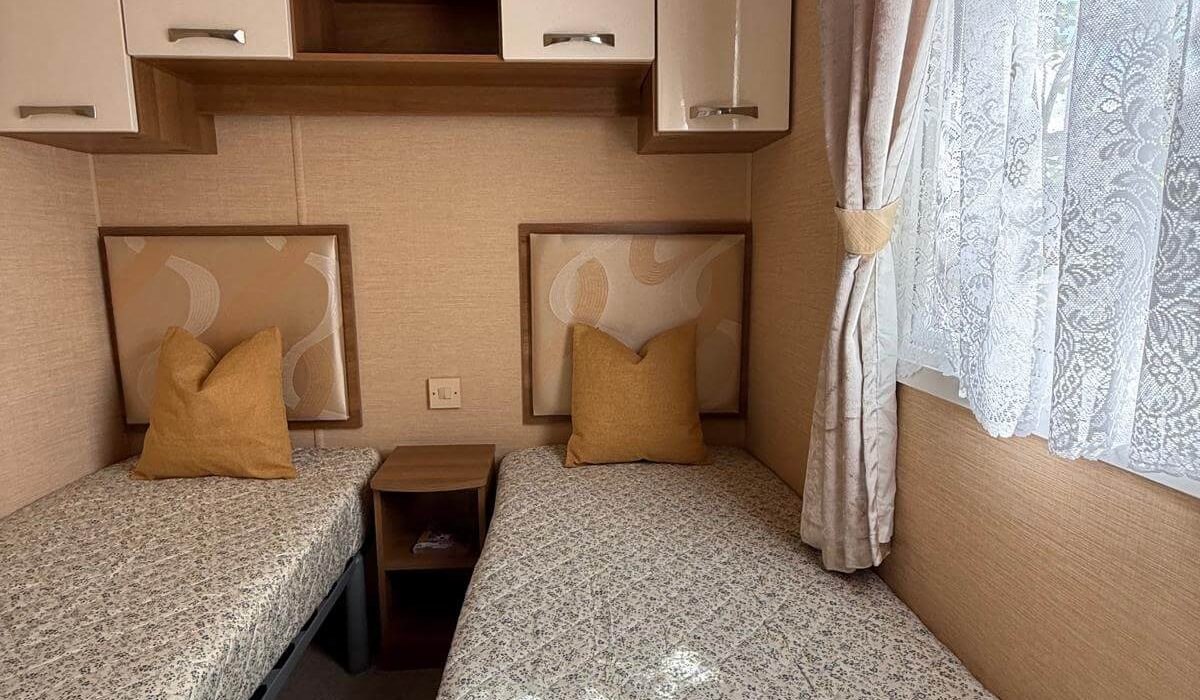 131 Vinaros Willerby Salisbury (27)