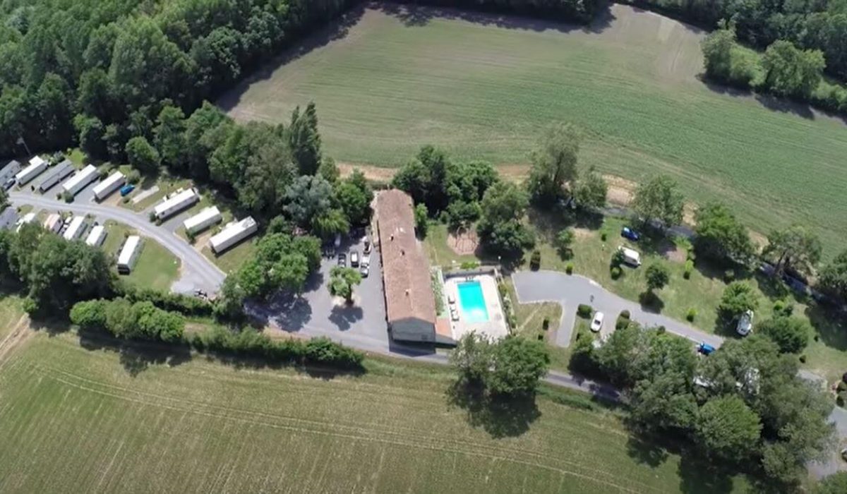 Mobile home park in Chef Boutonne, France near to the town of La Rochelle