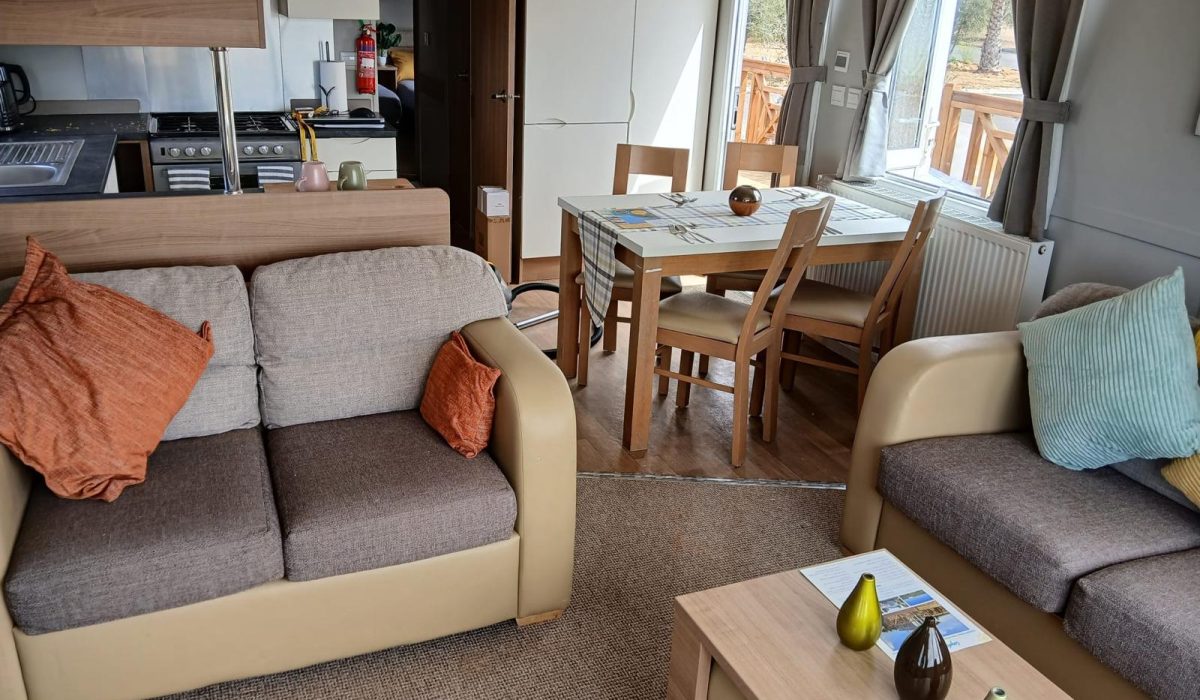 Swift Bordeaux Saydo Manhattan Interior (13)
