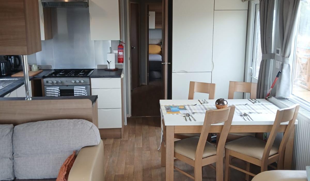 Swift Bordeaux Saydo Manhattan Interior (7)