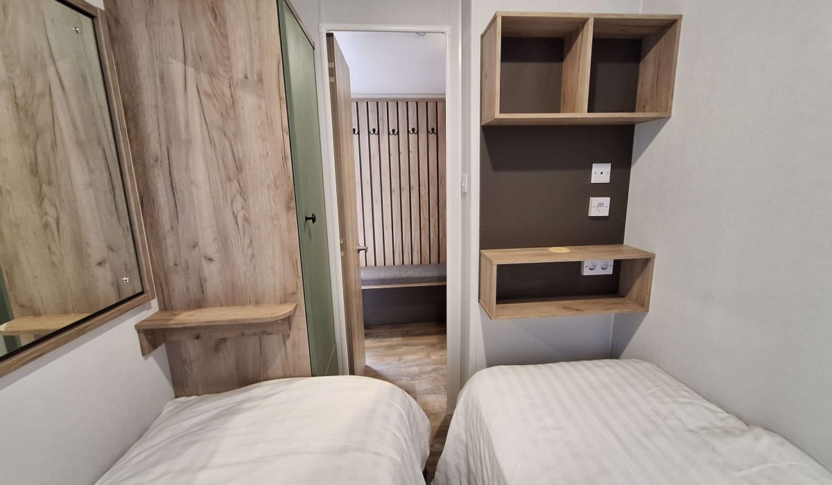 The Willerby Buxton UK SG (14)