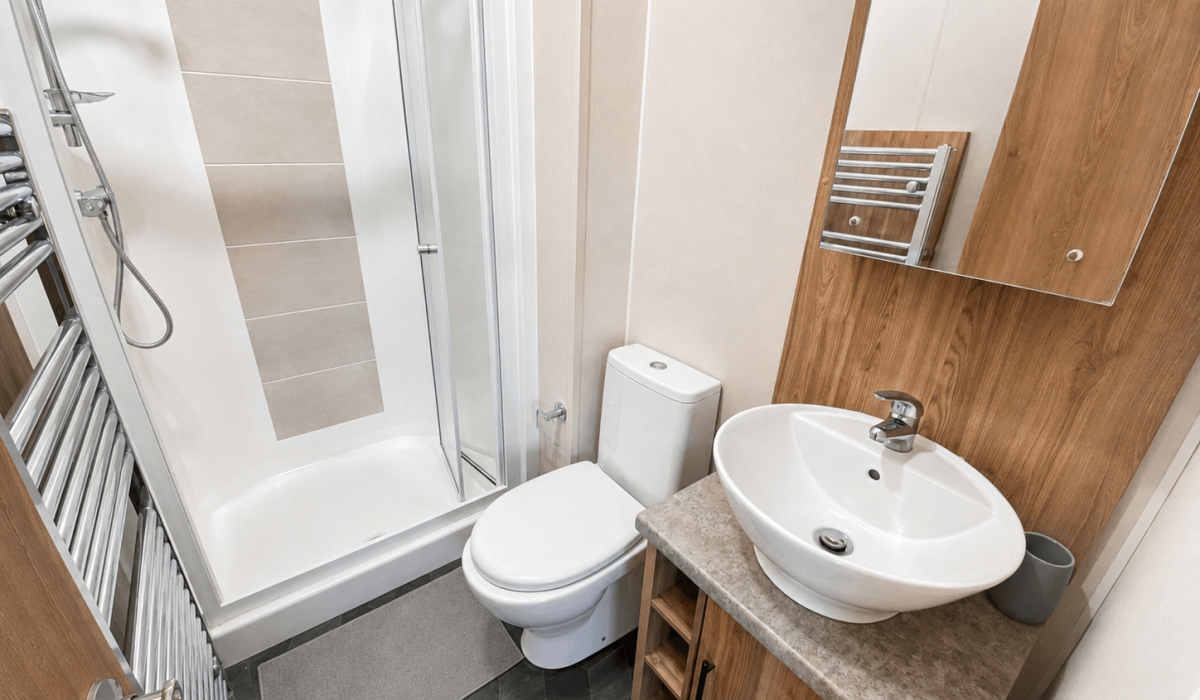 Willerby Waverley Pool Court Saydo Park (12)