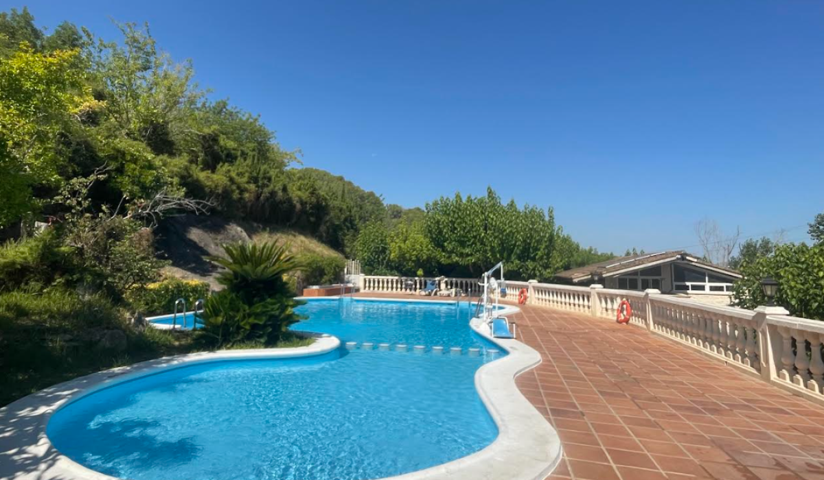 Xativa Pool