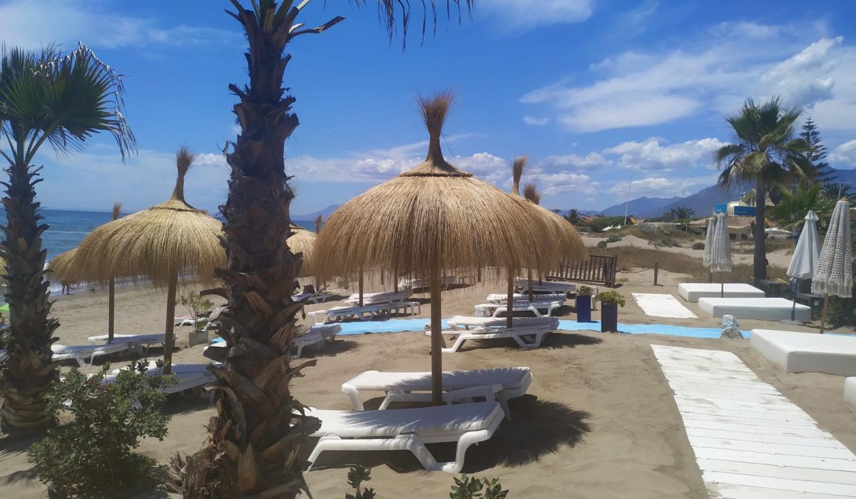 Sunbeds Parasols Local Beach Marbella
